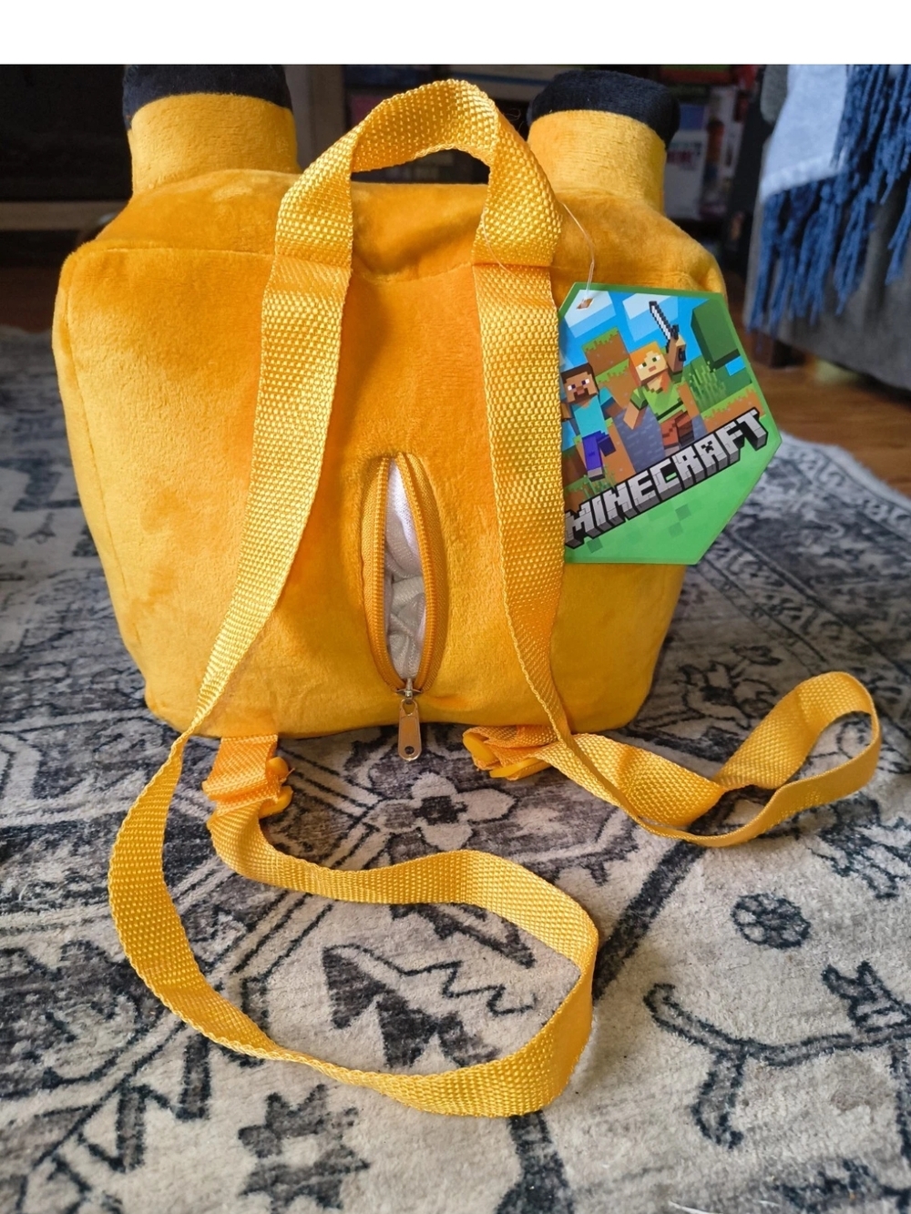 Minecraft Fox Plush Backpack - Picture 2 of 2